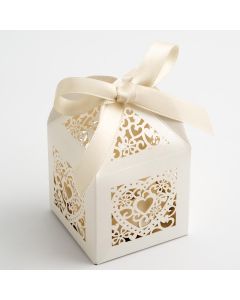 Heart Favour Box – Pearlised Ivory 50x50x80mm (pack of 10)